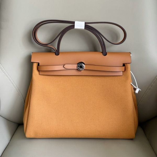 【エルメス HERMES】エールバッグ ジップ 31 トワルミリタリー ヴァッシュハンター ゴールド シルバー金具(100％マシン)